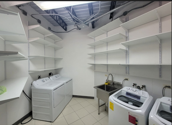 bfdb53de fa2e 40e9 a8de ba23f31d0973